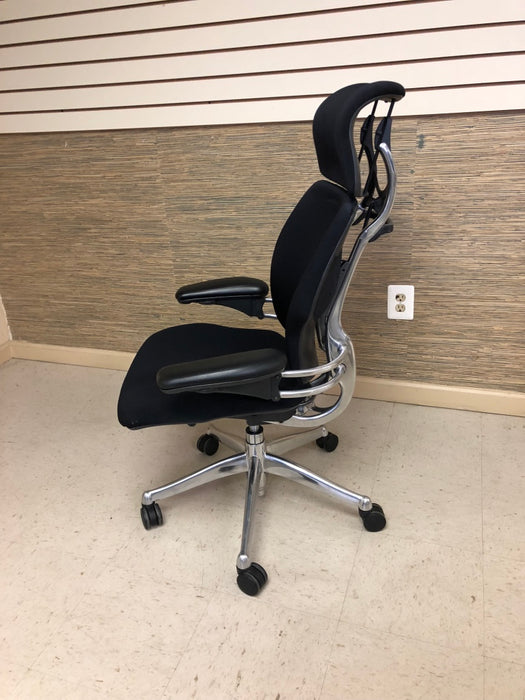 Humanscale Freedom Executive Chair with Headrest:  Polished Aluminum
